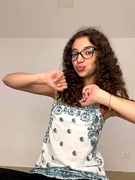 uniquerossie online show from 01.08.26