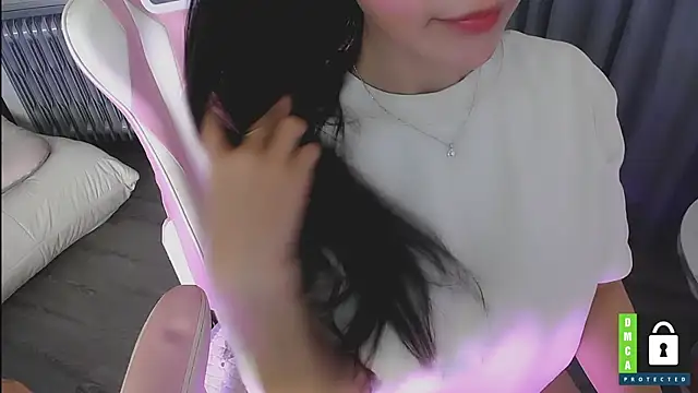 Snapshot of San___San chatting on 01.05.26 San San online show from 01.05.26