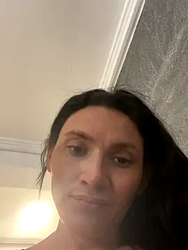 KimberllySaeez online show from 10.09.25