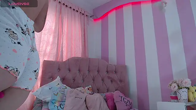 Snapshot of zaleya_mateus chatting on 03.18.25 zaleya mateus online show from 03.18.25