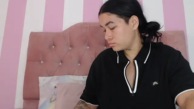Snapshot of zaleya_mateus chatting on 04.28.26 zaleya mateus online show from 04.28.26