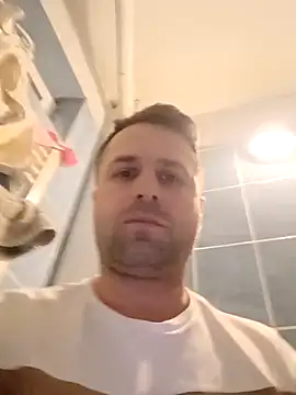 Snapshot of LucianM6 chatting on 03.02.26 LucianM6 online show from 03.02.26