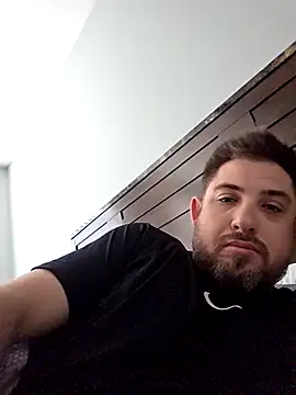 Snapshot of caliguy37 chatting on 06.25.26 caliguy37 online show from 06.25.26