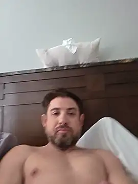Snapshot of caliguy37 chatting on 07.19.26 caliguy37 online show from 07.19.26
