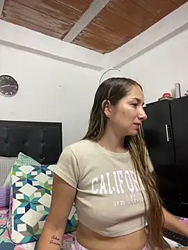 Iris love18 online show from 02.28.25