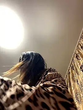 NadiraNoor online show from 02.10.26