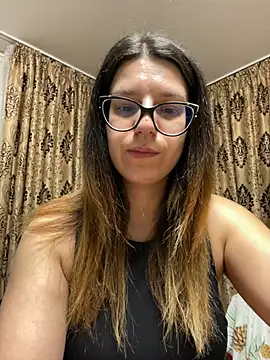 NadiraNoor online show from 02.15.26