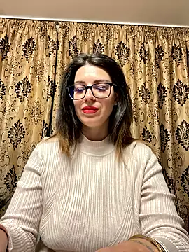 NadiraNoor online show from 04.26.26