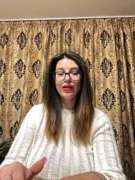 NadiraNoor online show from 05.01.26