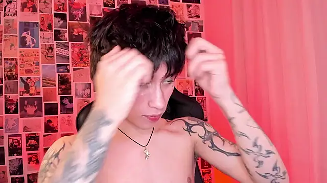 Snapshot of liamelf chatting on 03.13.26 liamelf online show from 03.13.26