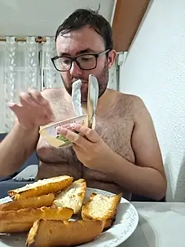 Javier bear online show from 06.30.26