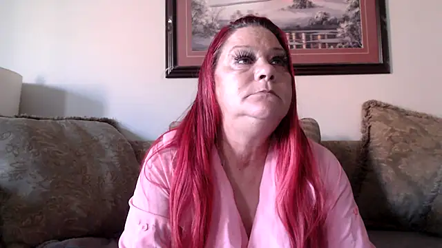 LexxiLeeds online show from 10.05.25