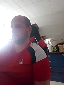 Snapshot of destructeur6 chatting on 12.15.25 destructeur6 online show from 12.15.25