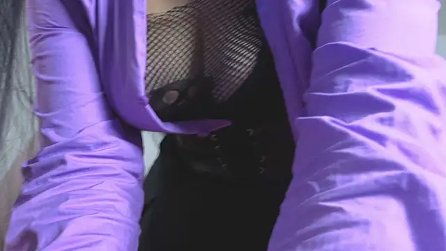 mailin18 online show from 11.23.25