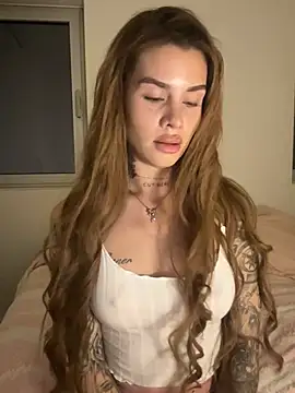 EmiliaCatalina online show from 05.01.26