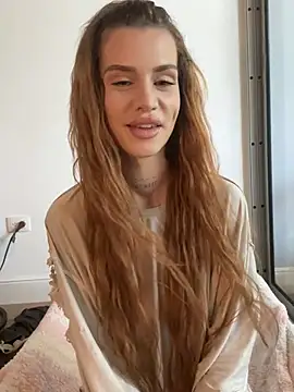 EmiliaCatalina online show from 08.01.26