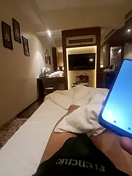 Snapshot of sexyboy1011 chatting on 10.04.25 sexyboy1011 online show from 10.04.25