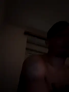 Snapshot of Zoltanioan26 chatting on 11.01.25 Zoltanioan26 online show from 11.01.25