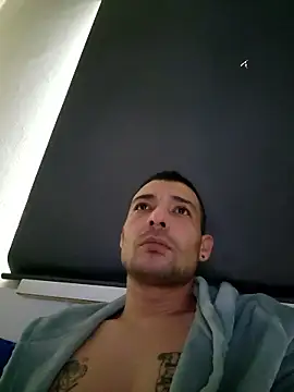 Snapshot of Zoltanioan26 chatting on 01.12.26 Zoltanioan26 online show from 01.12.26