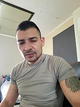 Snapshot of Zoltanioan26 chatting on 02.13.26 Zoltanioan26 online show from 02.13.26