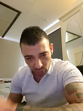 Snapshot of Zoltanioan26 chatting on 02.14.26 Zoltanioan26 online show from 02.14.26