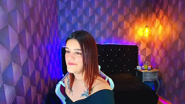 LiaHarryis online show from 12.19.25