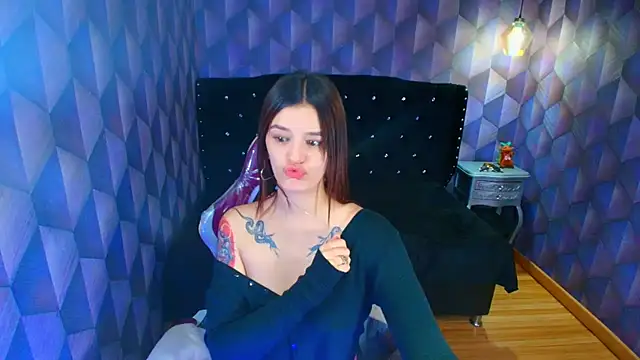Snapshot of LiaHarryis chatting on 07.18.26 LiaHarryis online show from 07.18.26