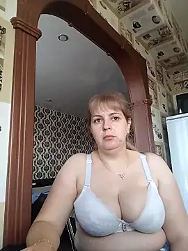 Lady nice cat online show from 09.24.25