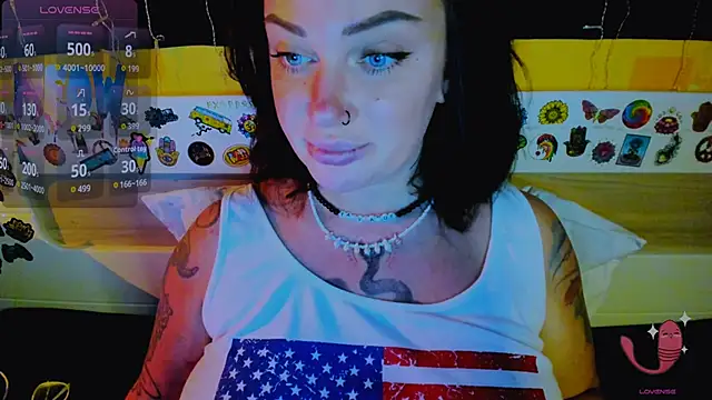 EllieOz online show from 11.28.25