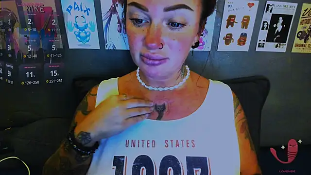 EllieOz online show from 04.18.26