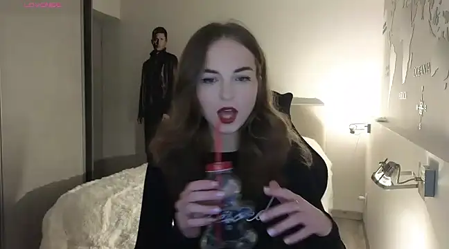 Miss Aliannaa online show from 01.04.25