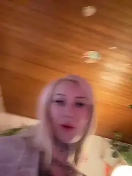 Stella-Kink online show from 12.13.24