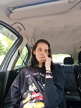 LauraBaby online show from 05.03.26
