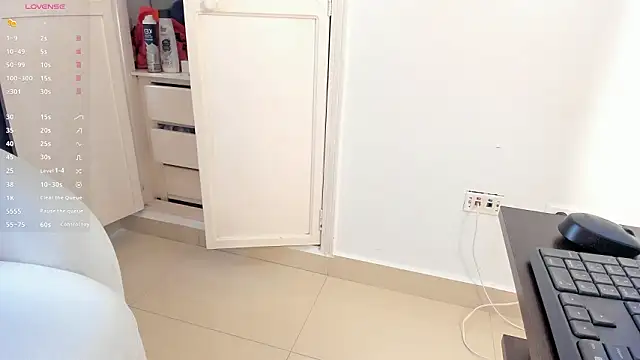 Snapshot of Amina_hafsa chatting on 03.16.26 Amina hafsa online show from 03.16.26