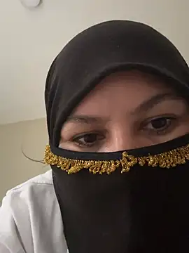 Snapshot of Amina_hafsa chatting on 07.18.26 Amina hafsa online show from 07.18.26