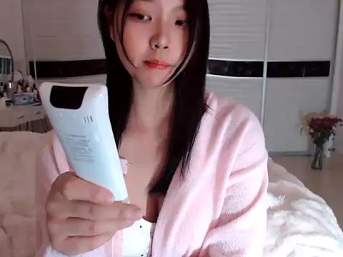 -Lucky Girl online show from 12.30.24