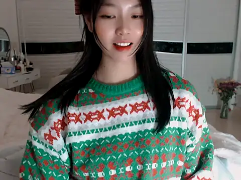 -Lucky Girl online show from 12.31.24