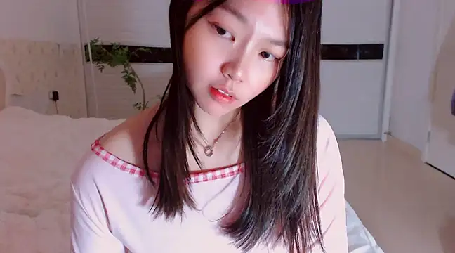 -Lucky Girl online show from 03.04.25