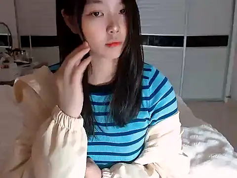 -Lucky Girl online show from 03.13.25