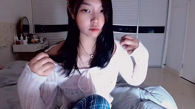 -Lucky Girl online show from 10.01.25