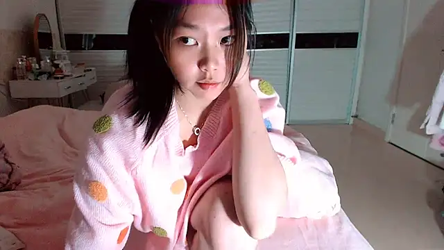 -Lucky Girl online show from 02.16.26