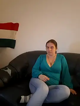 Jassiundich2 online show from 04.30.26