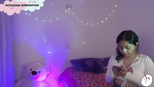 Snapshot of SatansWife chatting on 02.21.26 SatansWife online show from 02.21.26