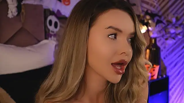 KatyaBelle online show from 10.27.25