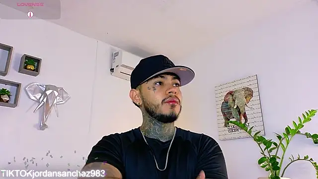 JordanSmiith  online show from 02.15.26