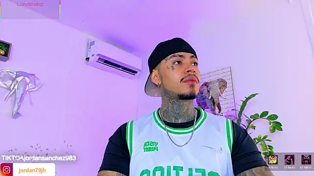 JordanSmiith  online show from 04.28.26