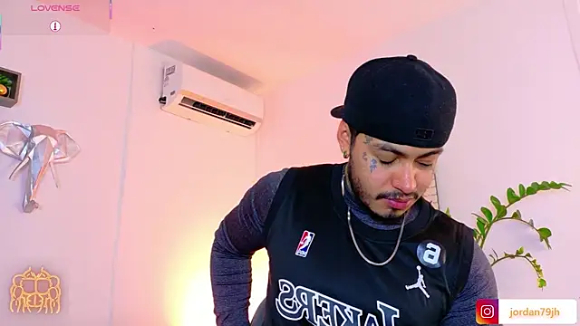 JordanSmiith  online show from 06.26.26