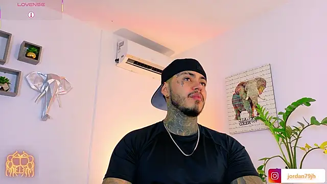 JordanSmiith  online show from 07.07.26