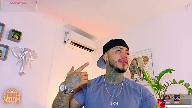 JordanSmiith  online show from 07.08.26
