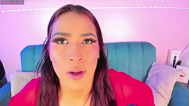 Snapshot of Evang_hot chatting on 11.05.25 Evang hot online show from 11.05.25